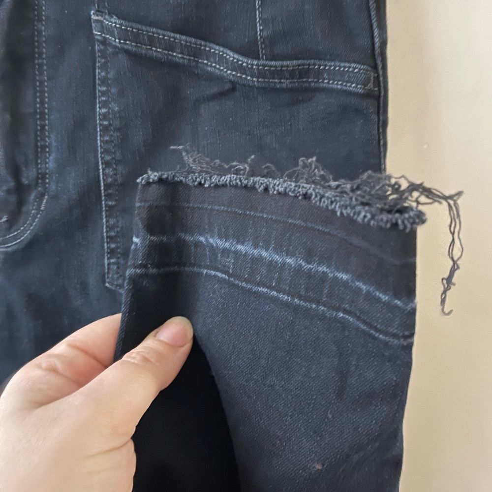 High-Rise Black Skinny Jeans - Picture 11 of 16